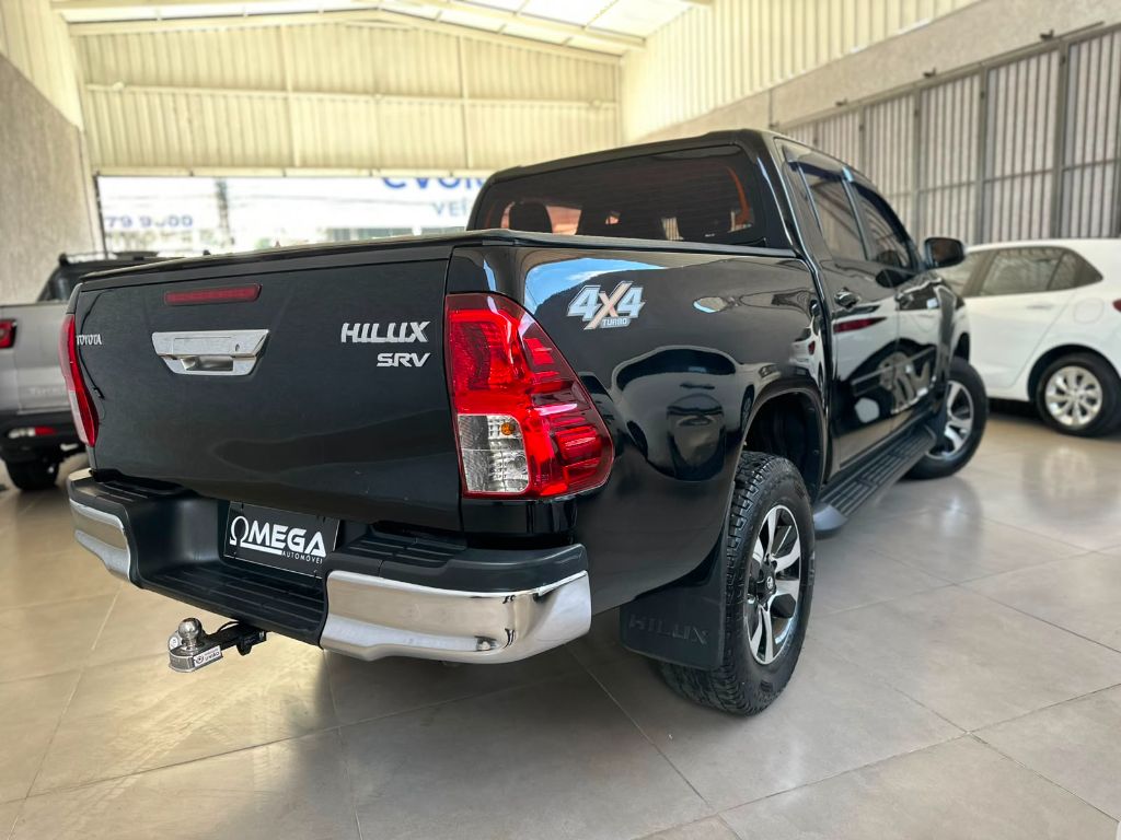Hilux CD SRV 4x4 2.8 TDI Diesel Aut. — foto 4
