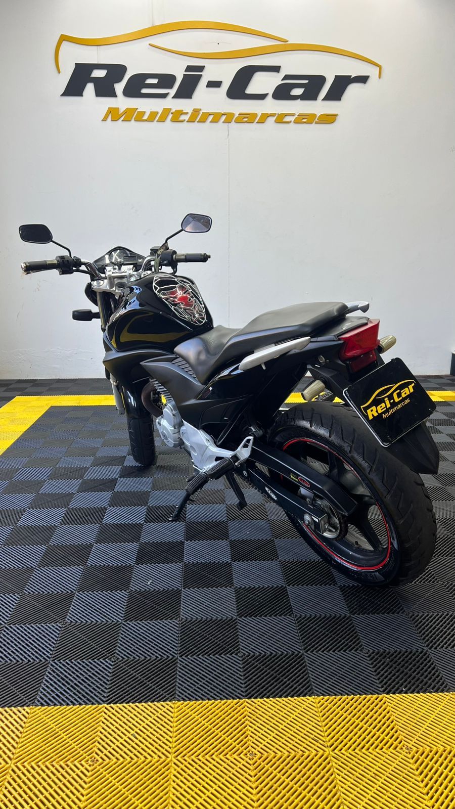 CB 300R/ 300R FLEX — foto 3