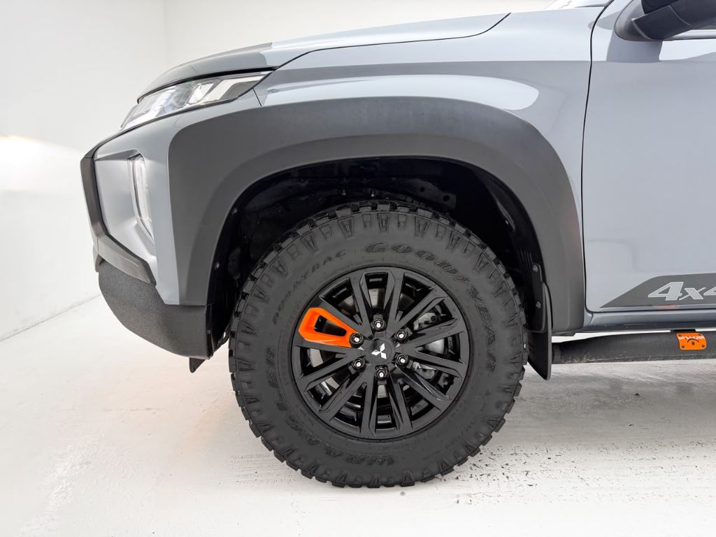 L200 Tri. Sav. SERTOES 2.4 CD 4x4 Dies. — foto 5