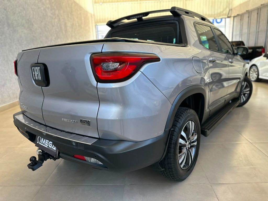 Toro Freedom 2.0 16V 4x4 TB Diesel Aut. — foto 6