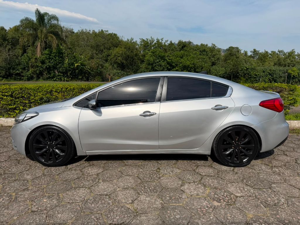 Cerato 1.6 16V  Flex  Aut. — foto 8