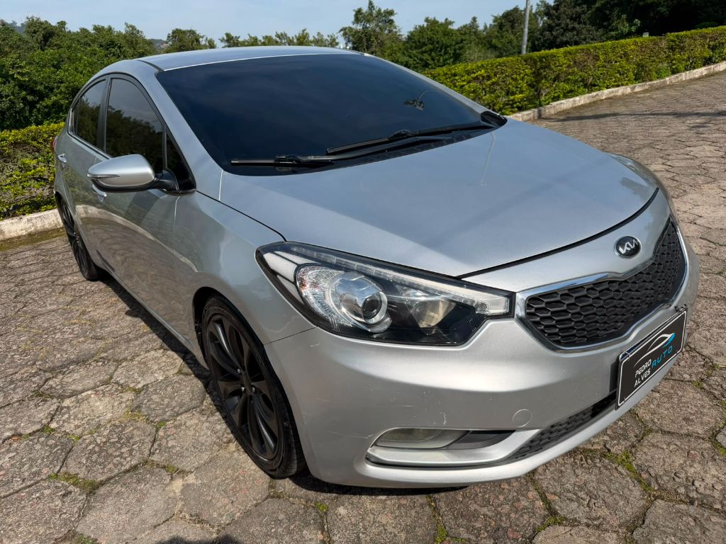 Cerato 1.6 16V  Flex  Aut. — foto 2