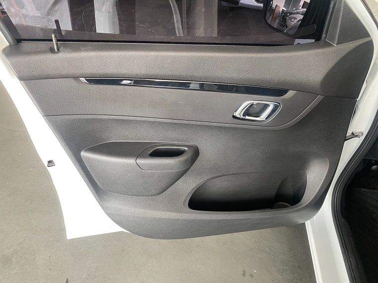 KWID Intense 1.0 Flex 12V 5p Mec. — foto 15