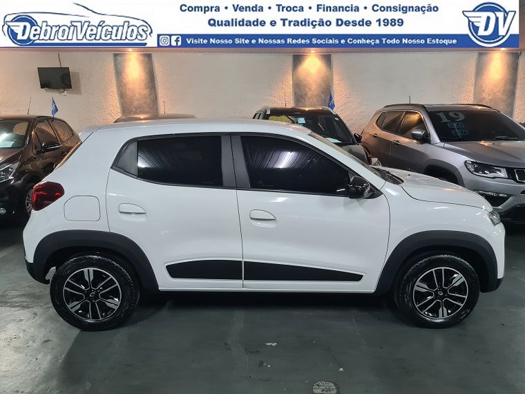 KWID Intense 1.0 Flex 12V 5p Mec. — foto 14