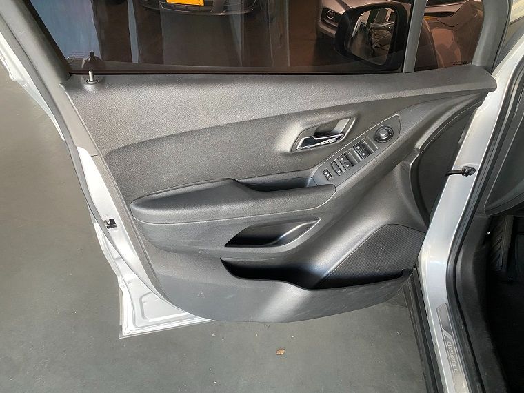 TRACKER LTZ 1.8 16V Flex 4x2 Aut. — foto 15