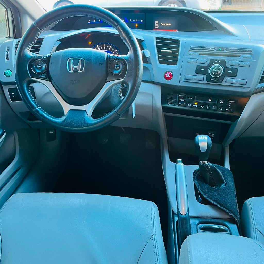 Civic Sed. LXL/LXL SE 1.8 Flex 16V Mec. — foto 10