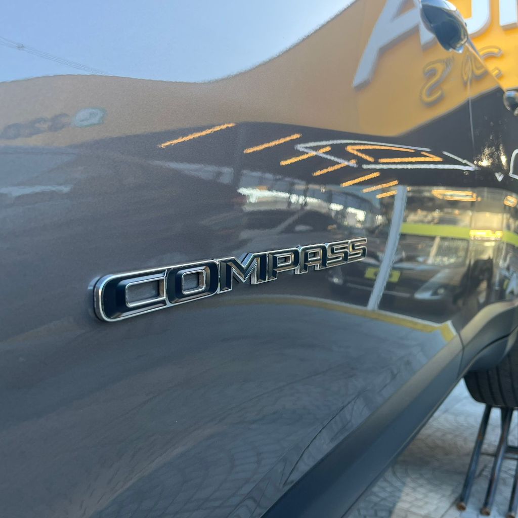 COMPASS LIMITED 2.0 4x2 Flex 16V Aut. — foto 8