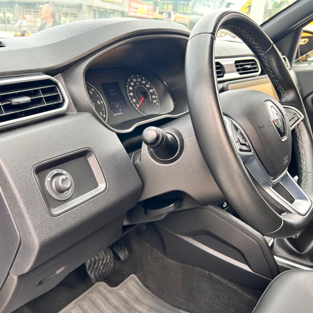 DUSTER Intense 1.6 16V Flex Aut. — foto 15