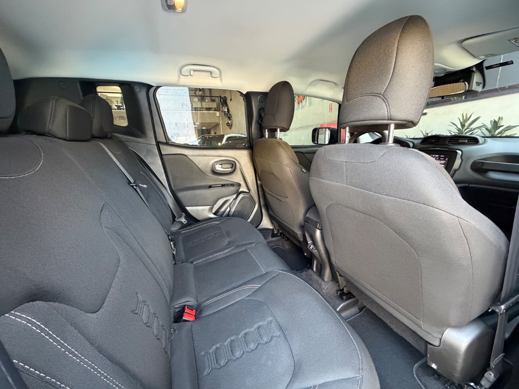 Renegade Sport T270 1.3 TB 4x2 Flex Aut. — foto 9