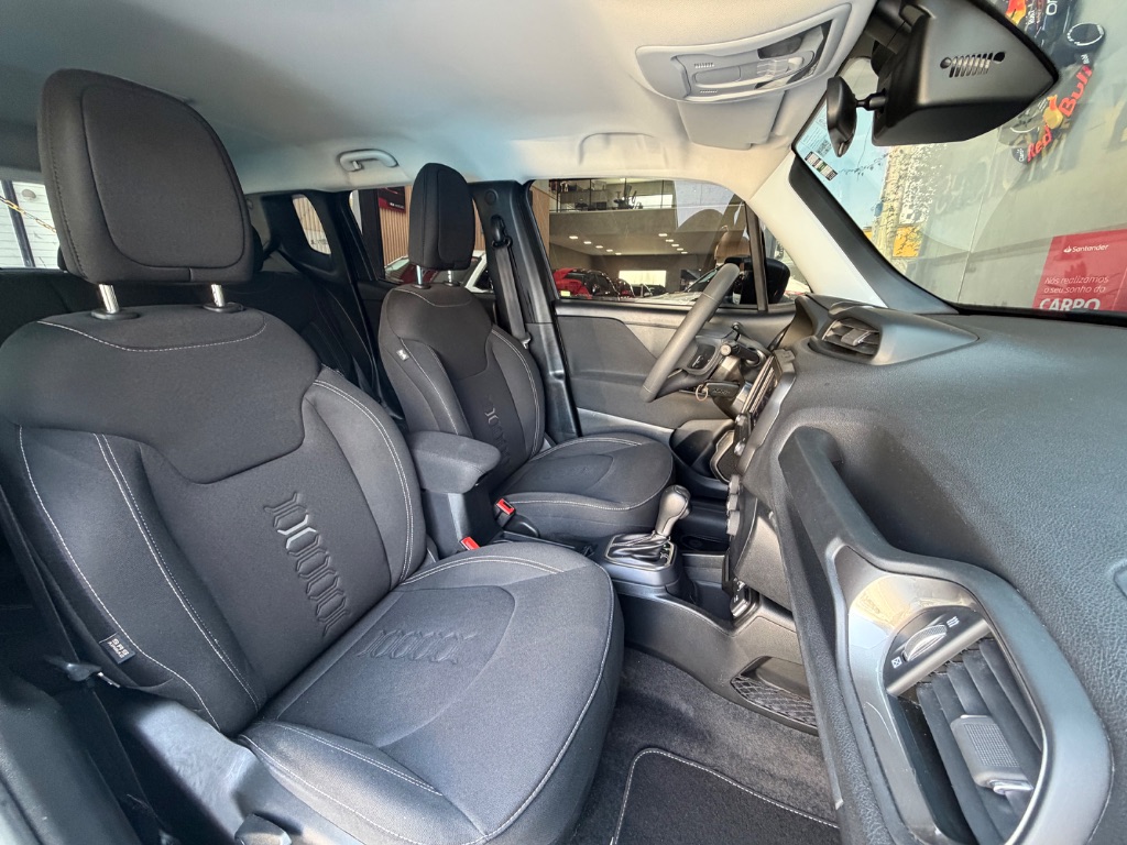 Renegade Sport T270 1.3 TB 4x2 Flex Aut. — foto 8