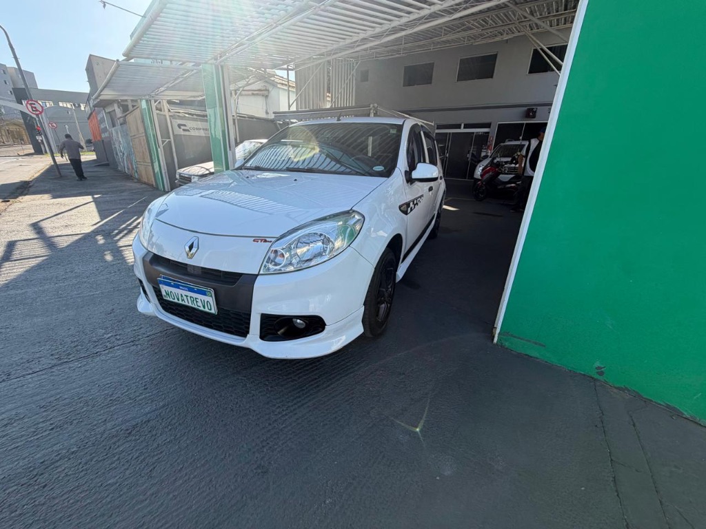 SANDERO Expression Hi-Flex 1.6 8V 5p — foto 2