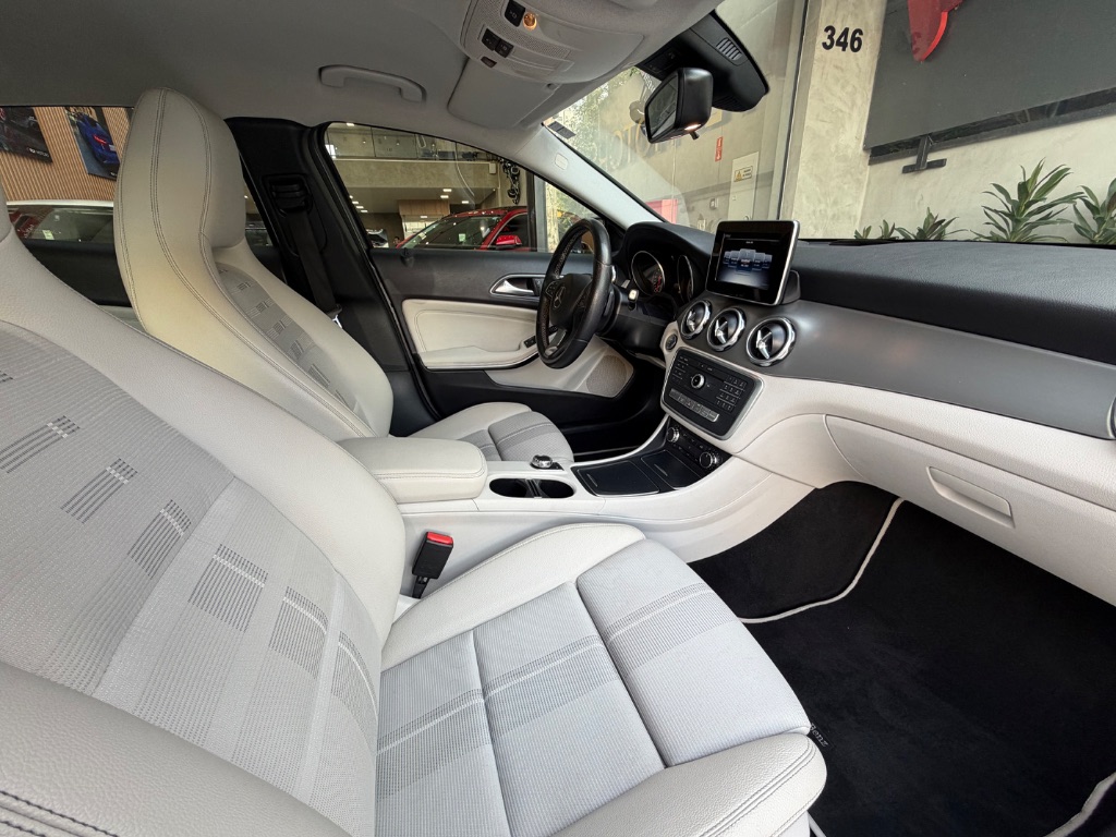 GLA 200 Advance 1.6/1.6 TB 16V Flex Aut. — foto 7