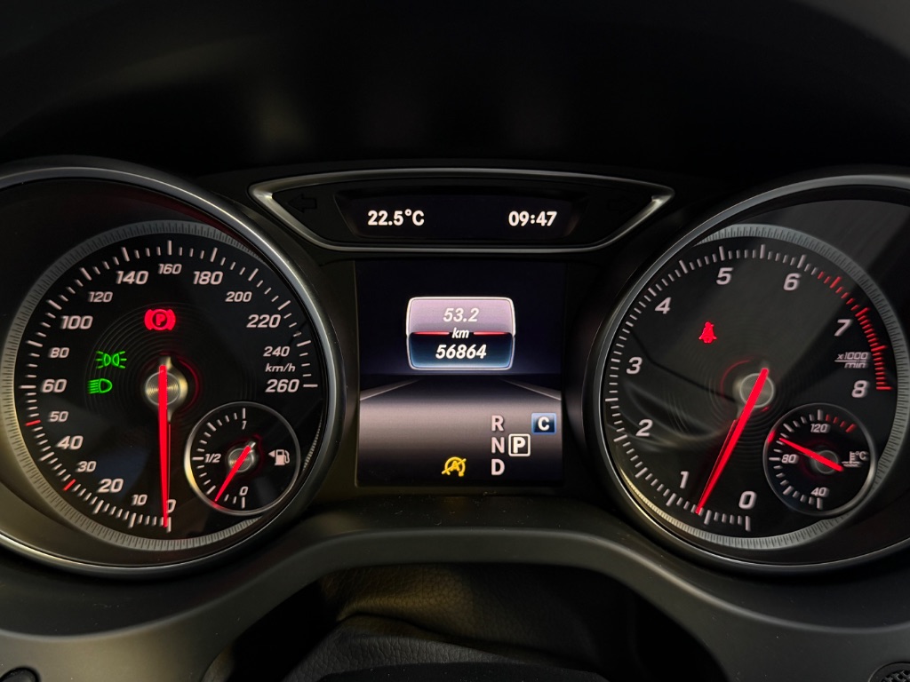 GLA 200 Advance 1.6/1.6 TB 16V Flex Aut. — foto 13