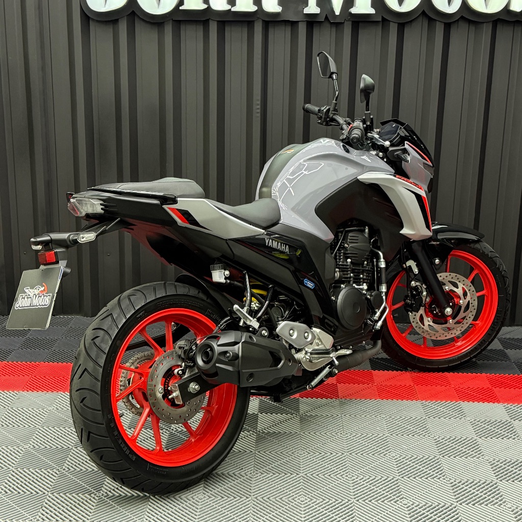 FZ25 250 FAZER CONNECTED — foto 10