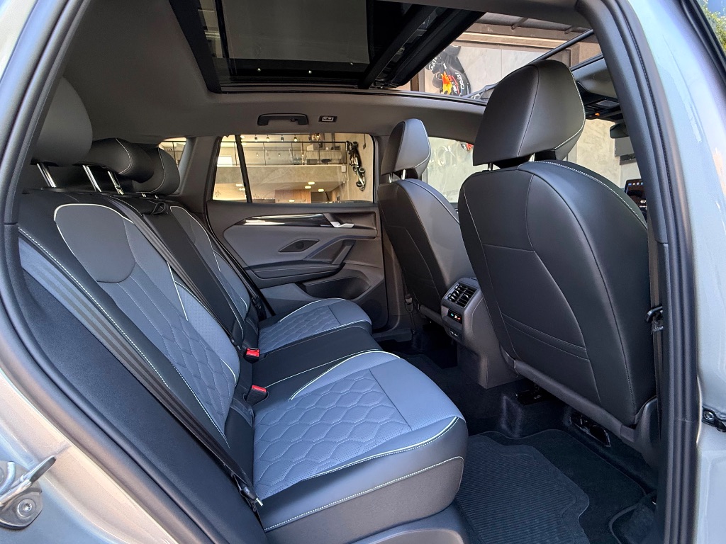 TIGUAN R-Line 2.0 350 TSI 4Motion Aut. — foto 9