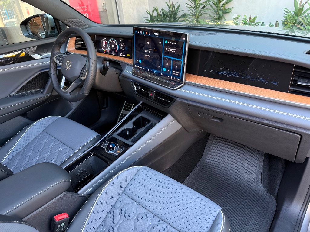 TIGUAN R-Line 2.0 350 TSI 4Motion Aut. — foto 7