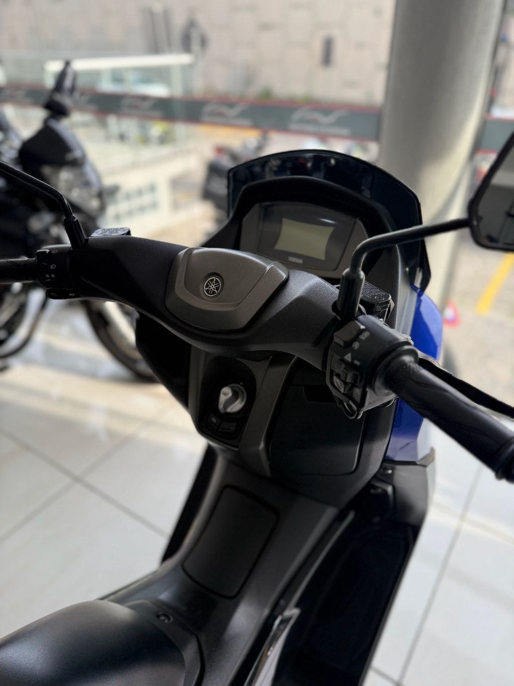 NMAX Connected 160 ABS — foto 2
