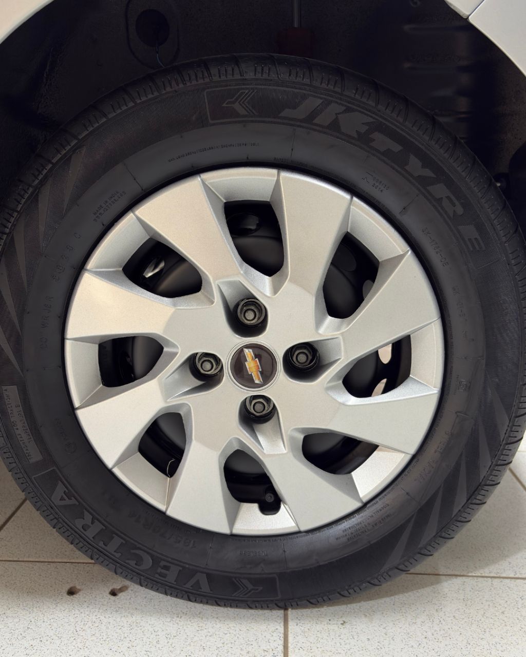 ONIX HATCH LT 1.0 8V FlexPower 5p Mec. — foto 9