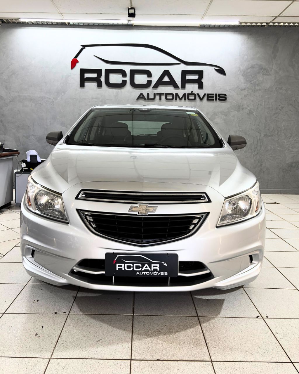 ONIX HATCH LT 1.0 8V FlexPower 5p Mec. — foto 2