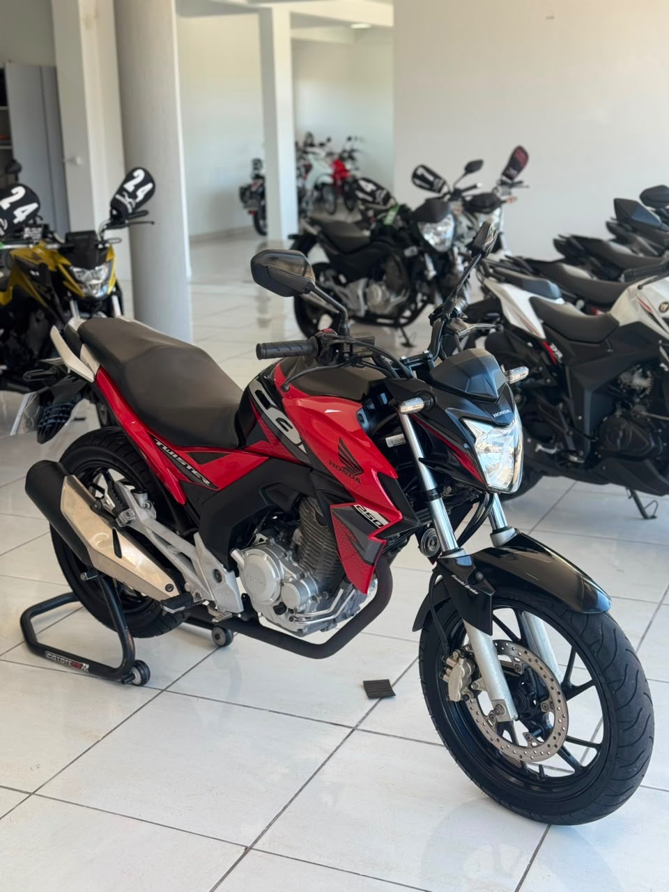 CB 250 TWISTER/FLEXONE — foto 1