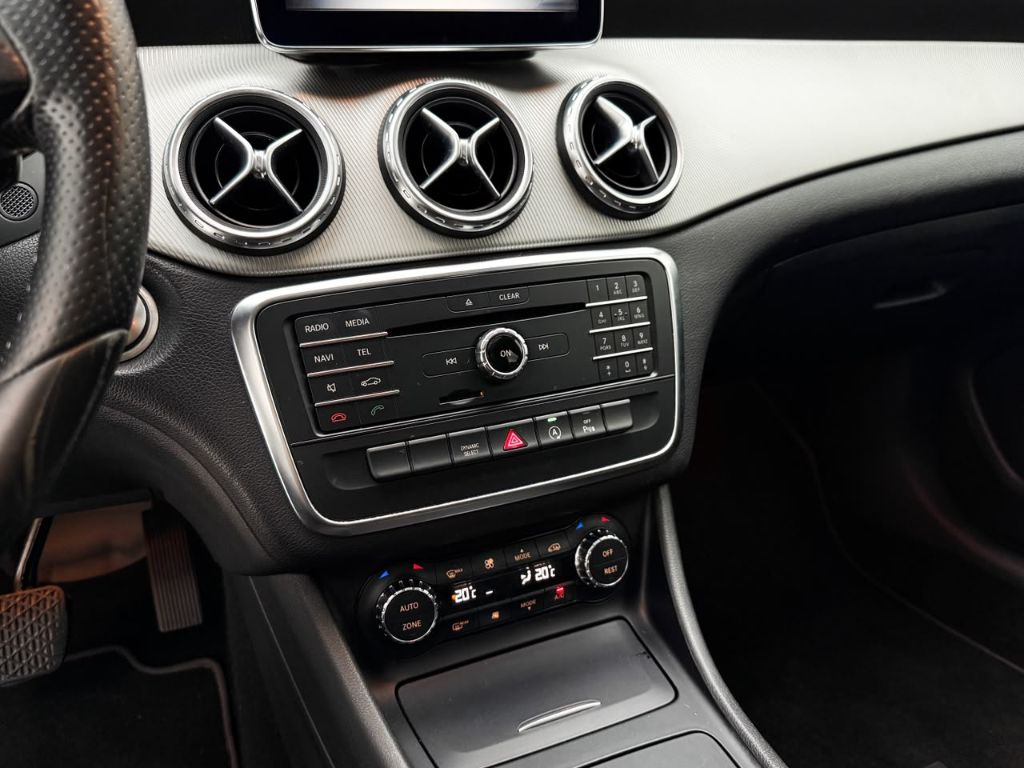 GLA 250 Enduro 2.0 TB 16V 211cv Aut. — foto 9