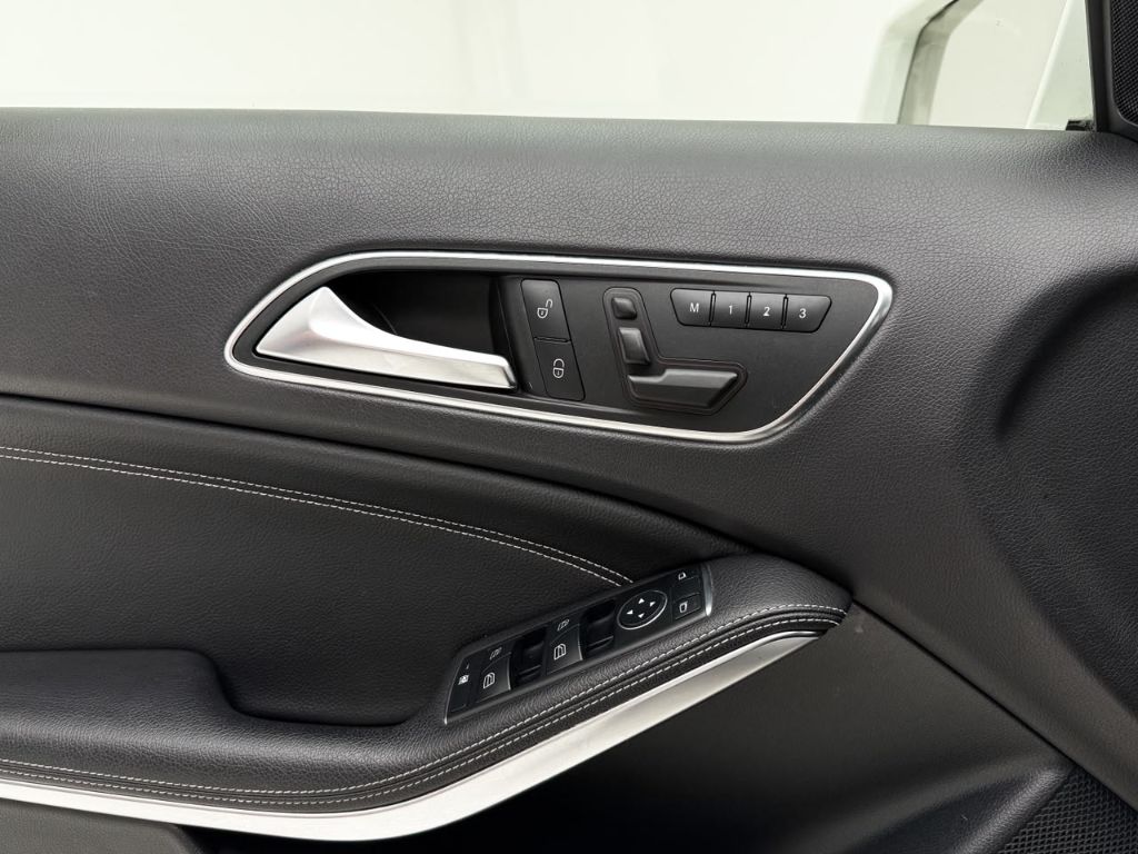 GLA 250 Enduro 2.0 TB 16V 211cv Aut. — foto 10