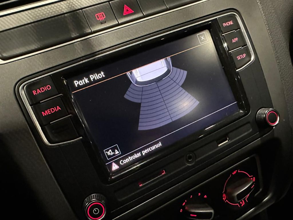 Fox Connect 1.6 Flex 8V 5p — foto 13