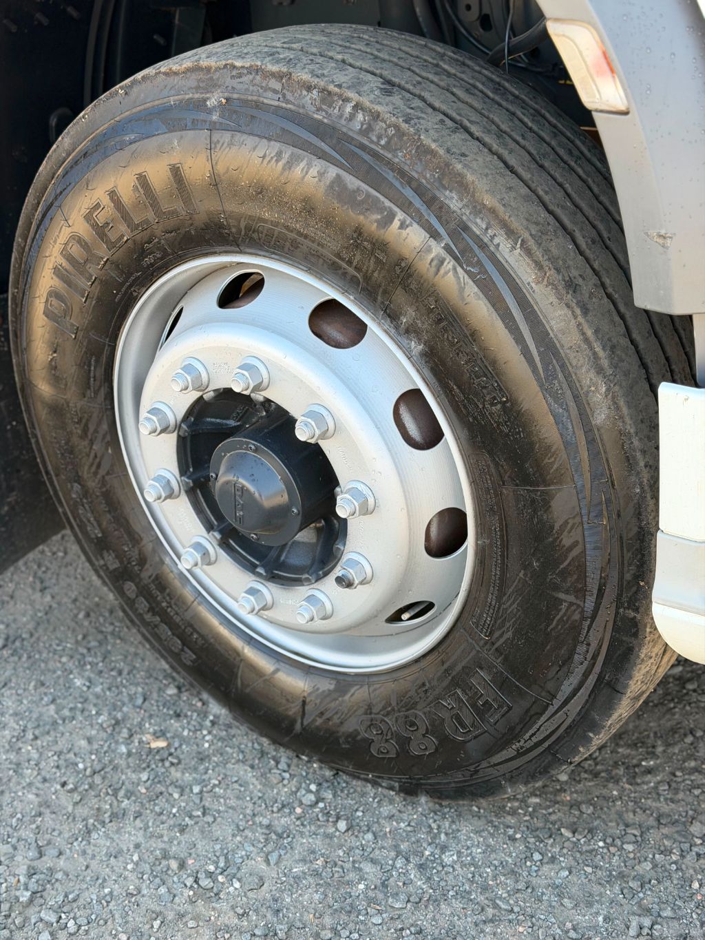 XF FTT530 6x4 Space Cab (die)(E5) — foto 13