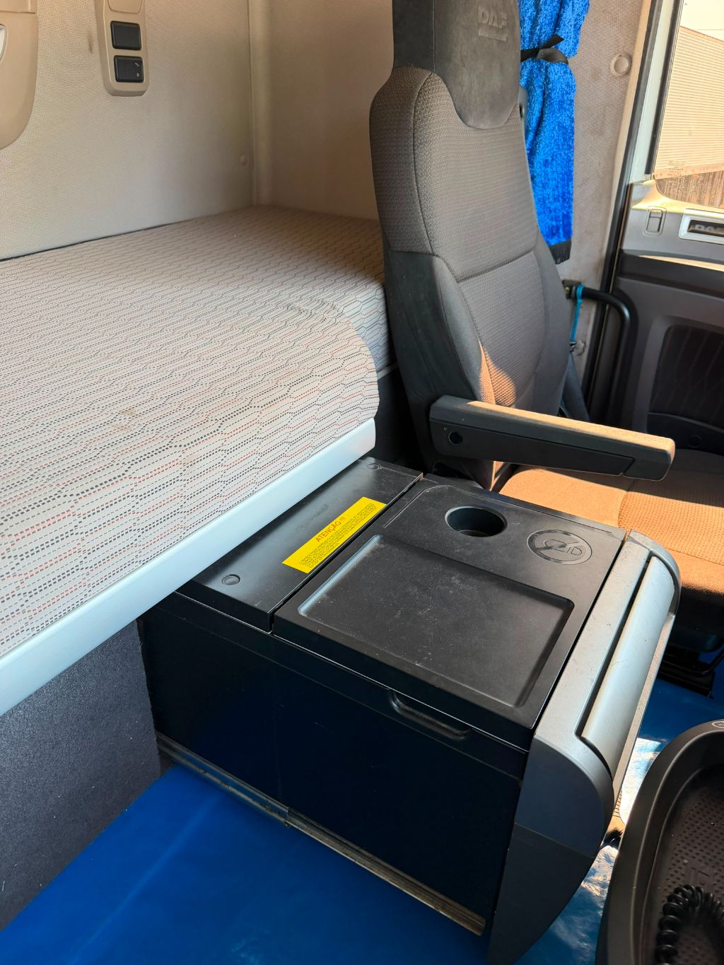 XF FTT530 6x4 Space Cab (die)(E5) — foto 9