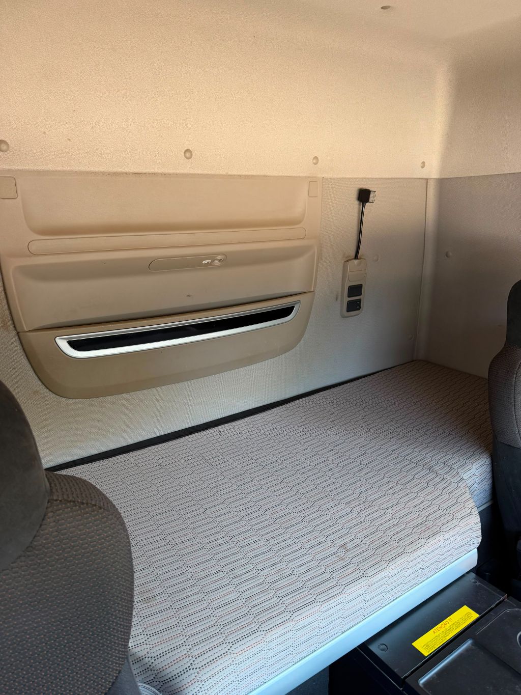 XF FTT530 6x4 Space Cab (die)(E5) — foto 10