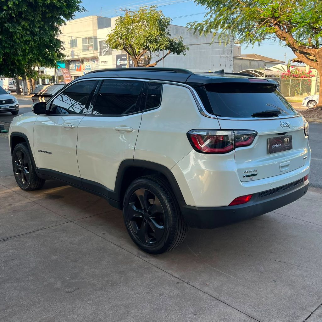 COMPASS LONGITUDE 2.0 4x4 Dies. 16V Aut. — foto 4