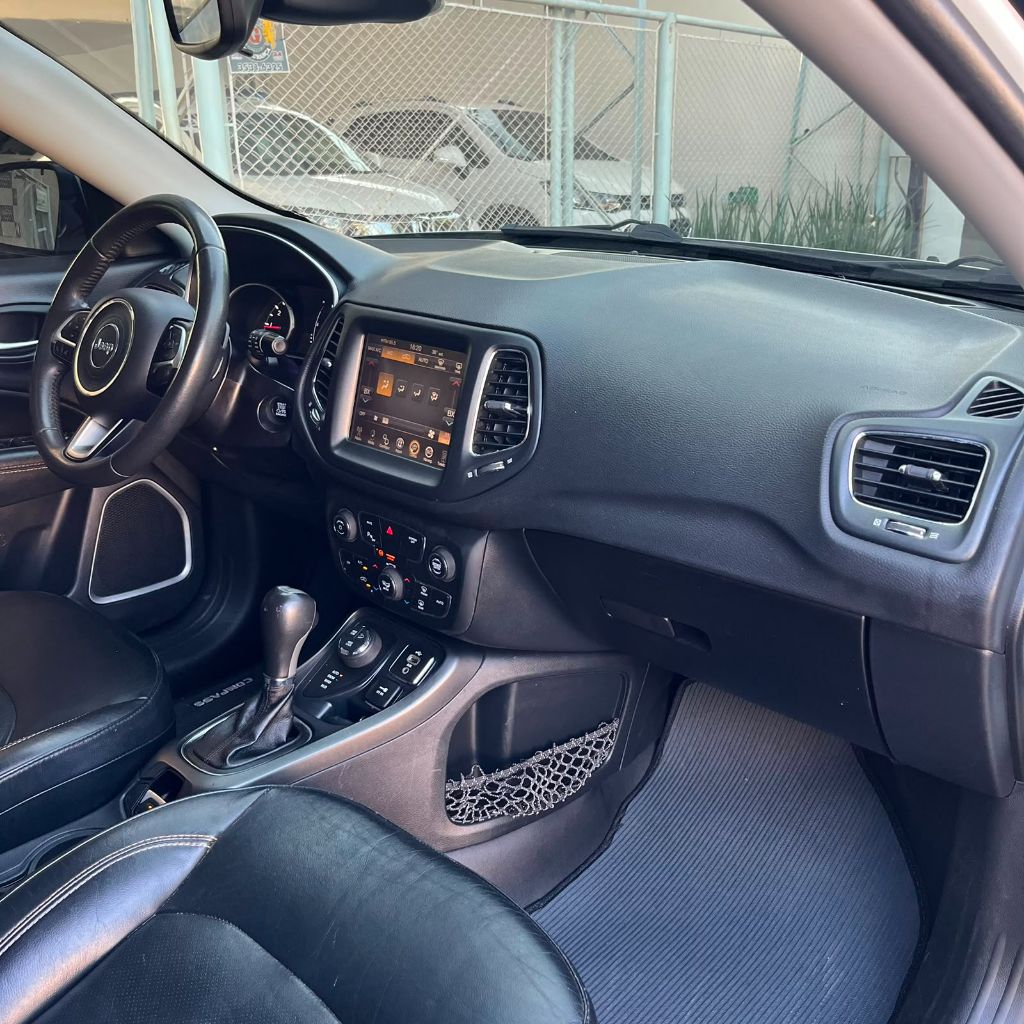 COMPASS LONGITUDE 2.0 4x4 Dies. 16V Aut. — foto 12