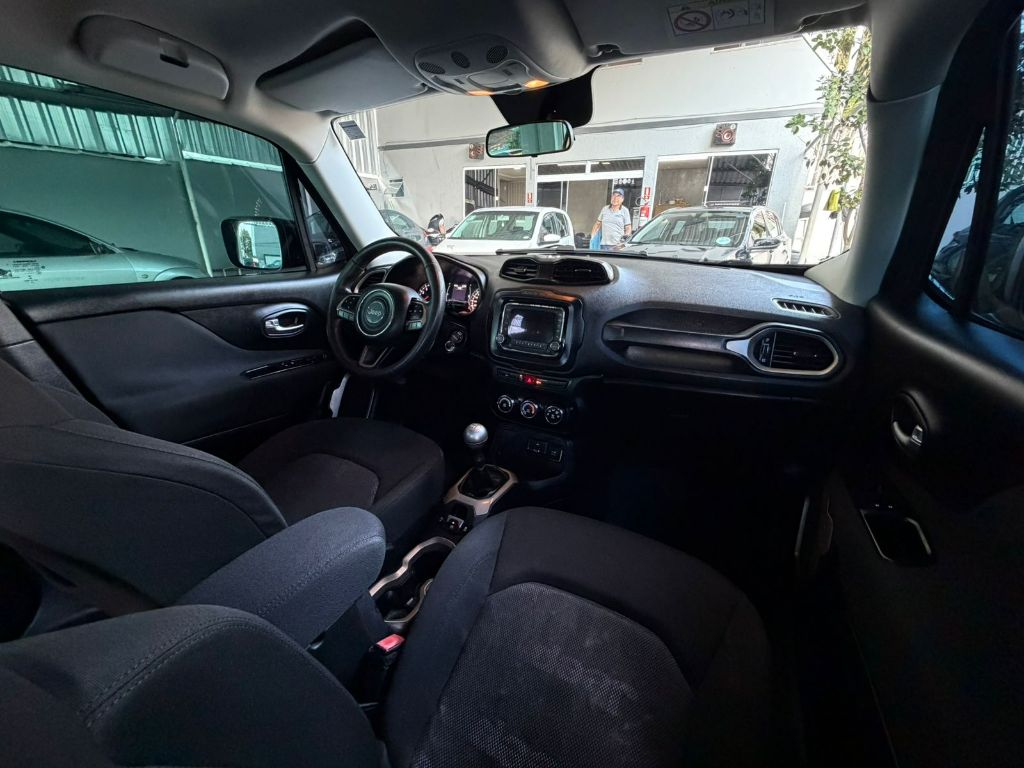 Renegade Sport 1.8 4x2 Flex 16V Mec. — foto 5