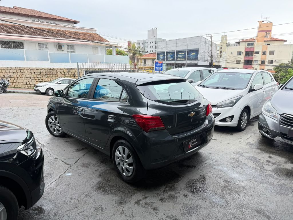 Chevrolet Onix Hatch LT 1.4 8V Flexpower 5P Mec - foto 3