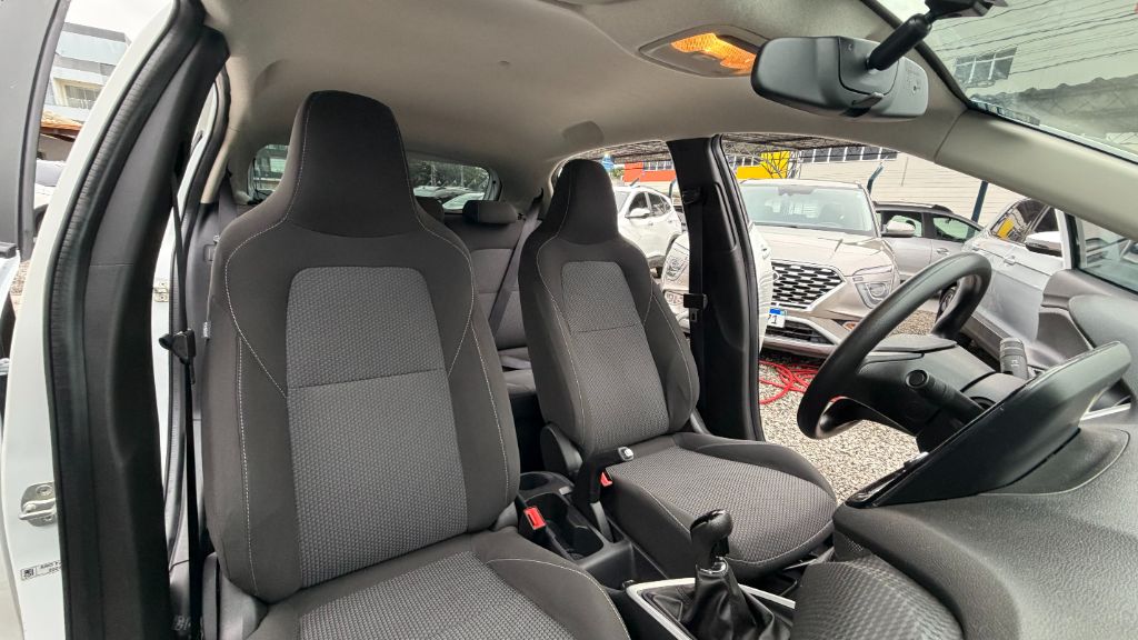 ONIX HATCH LT 1.0 12V Flex 5p Mec. — foto 7