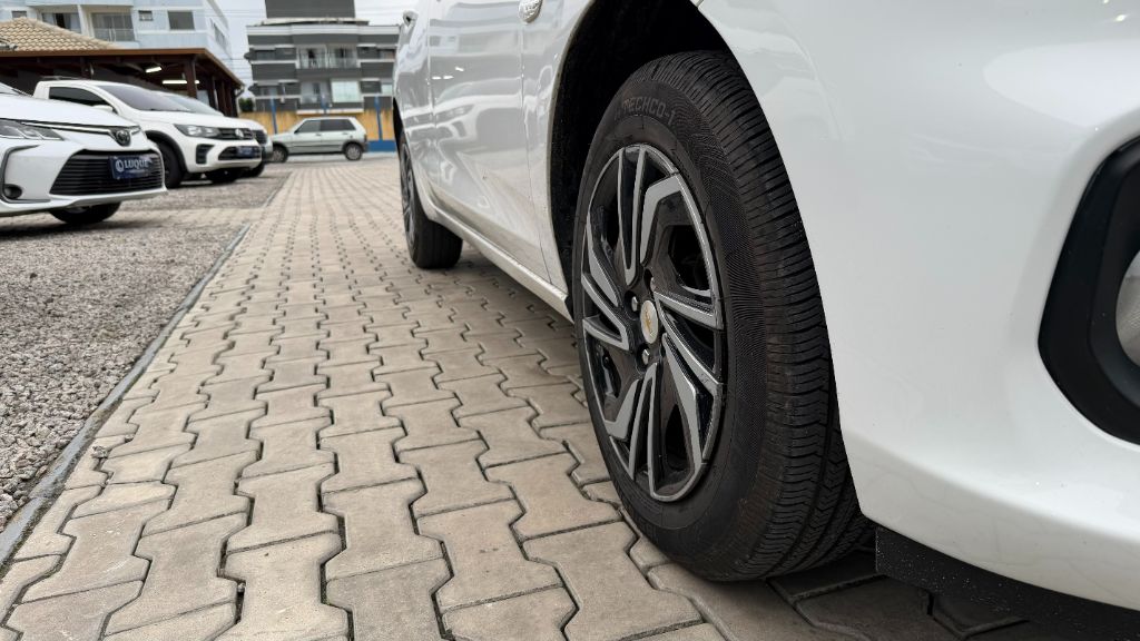 ONIX HATCH LT 1.0 12V Flex 5p Mec. — foto 16