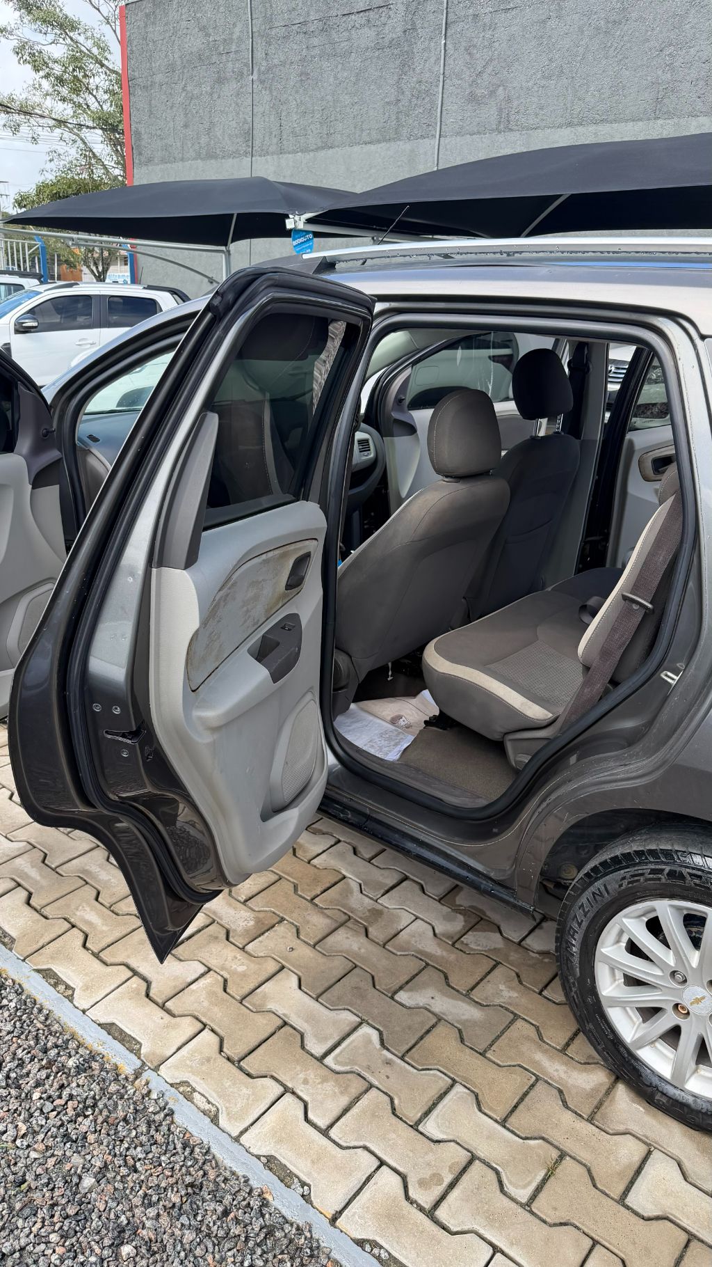 SPIN LT 1.8 8V Econo.Flex 5p Aut. — foto 11