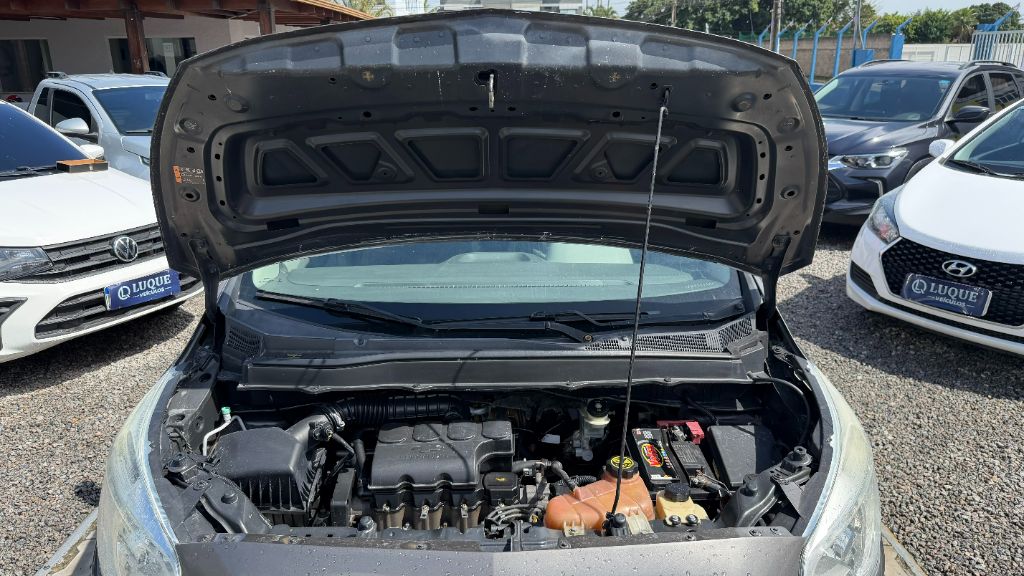 SPIN LT 1.8 8V Econo.Flex 5p Aut. — foto 12
