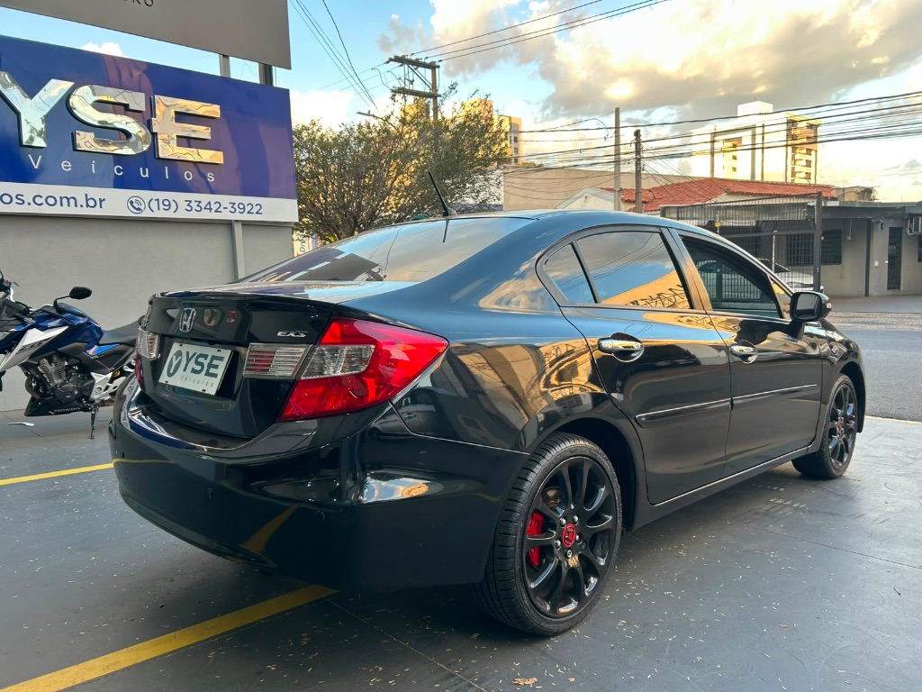 Civic Sedan EXS 1.8/1.8 Flex 16V Aut. 4p — foto 4