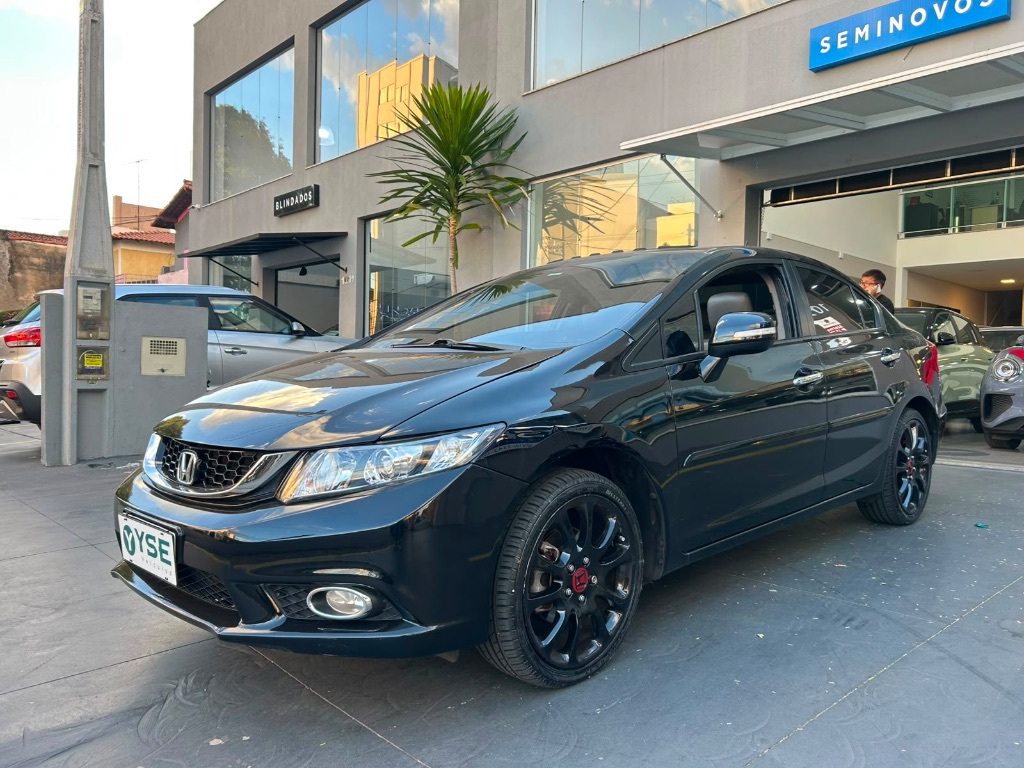 Civic Sedan EXS 1.8/1.8 Flex 16V Aut. 4p — foto 2