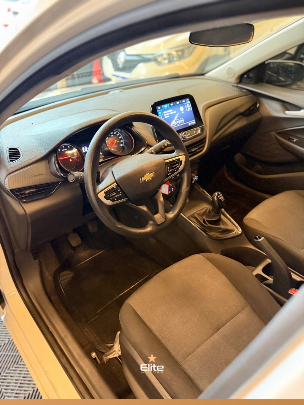ONIX HATCH 1.0 12V TB Flex 5p Aut. — foto 6