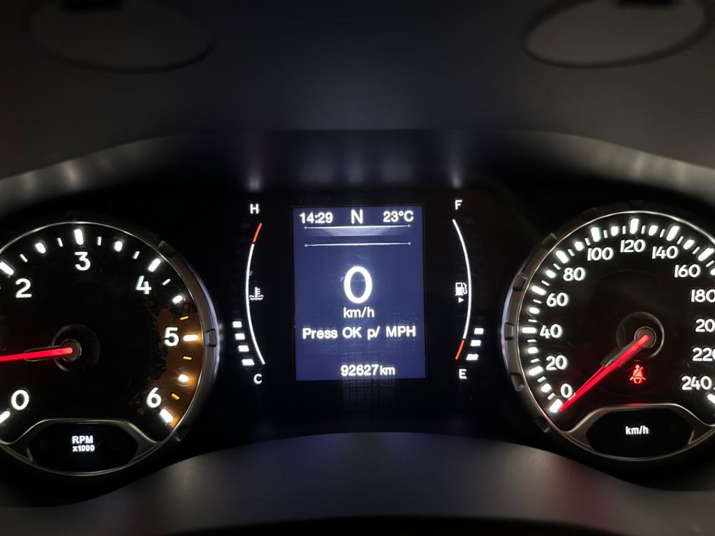 Renegade Longitude 2.0 4x4 TB Diesel Aut — foto 10
