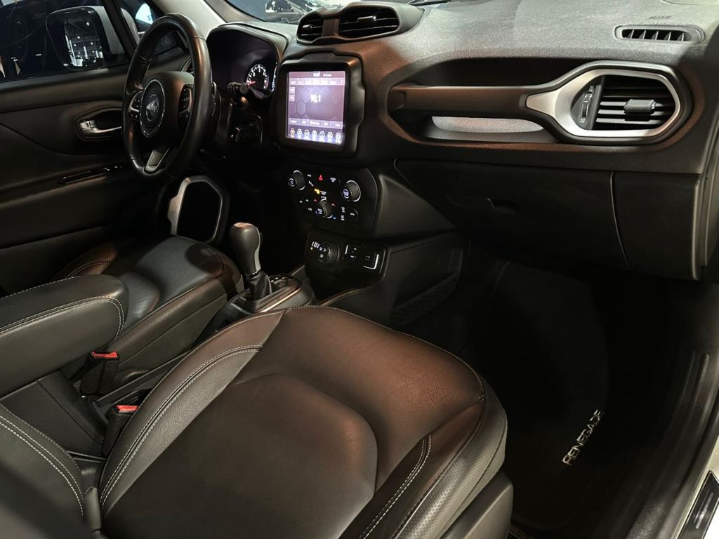 Renegade Longitude 2.0 4x4 TB Diesel Aut — foto 17