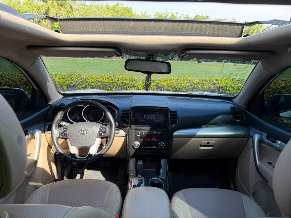 Sorento 3.5 V6 24V 4x2 Aut. — foto 9