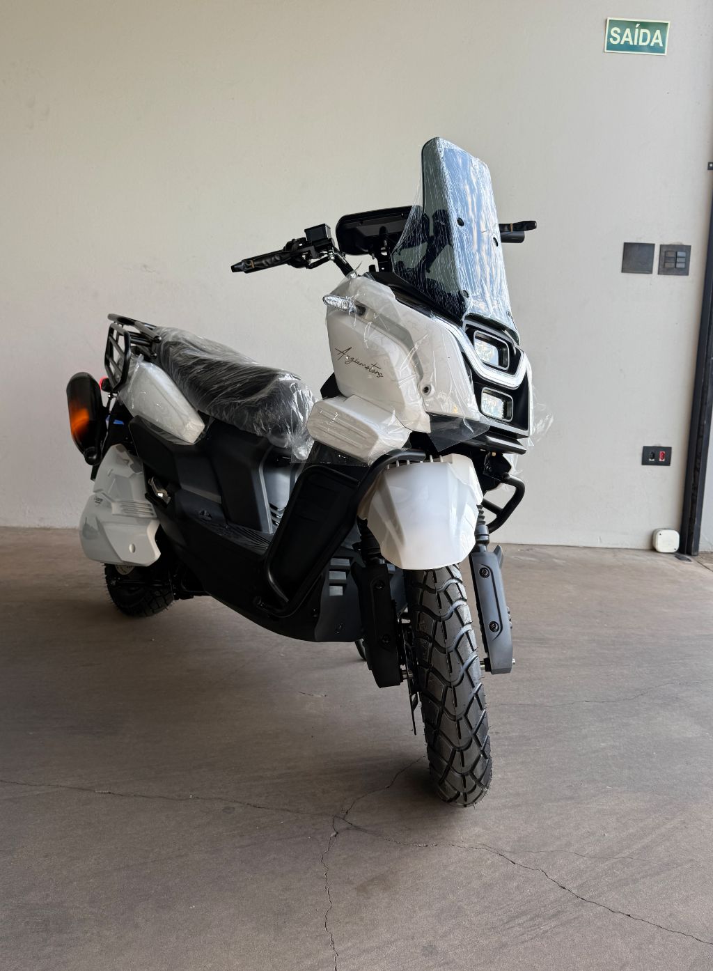 AG11 Tank Geração 4 é uma scooter elétrica autopropelida de 1000W — foto 1