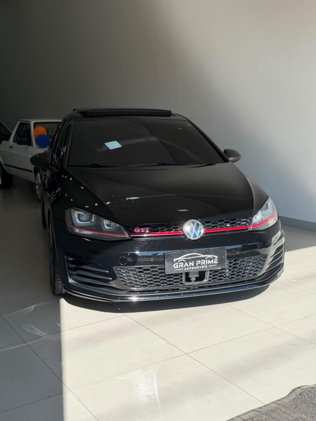 Golf GTi 2.0 TSI 220cv Aut. — foto 2