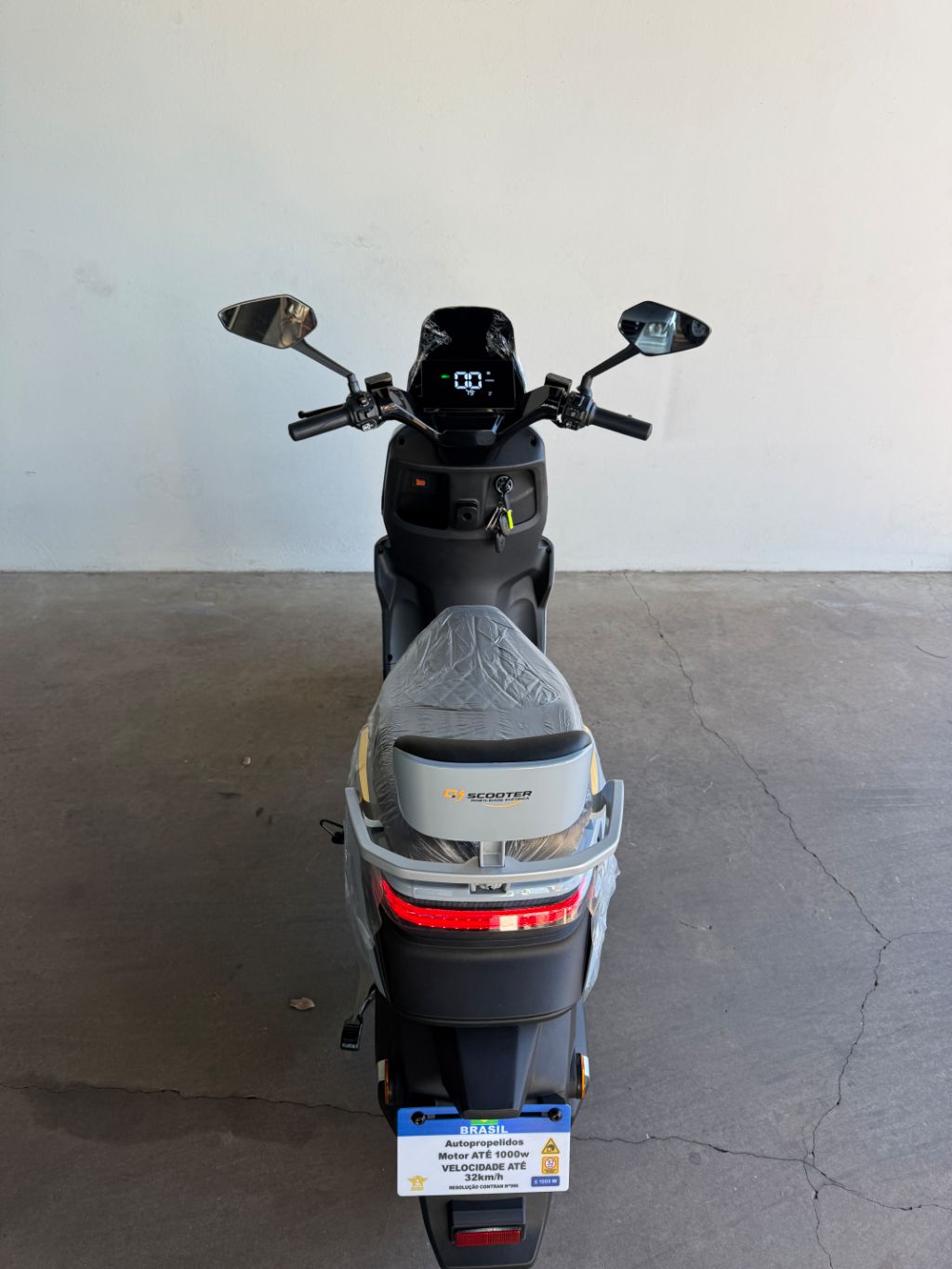 AG28 m7 é uma scooter elétrica autopropelida de 1000W — foto 4
