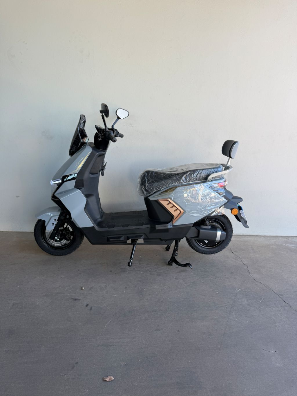 AG28 m7 é uma scooter elétrica autopropelida de 1000W — foto 6