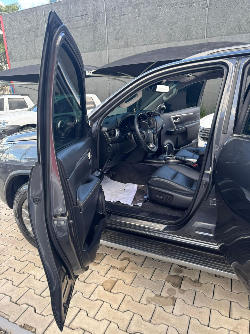 Hilux SW4 SRX 4x4 2.8 TDI 16V Dies. Aut. — foto 11