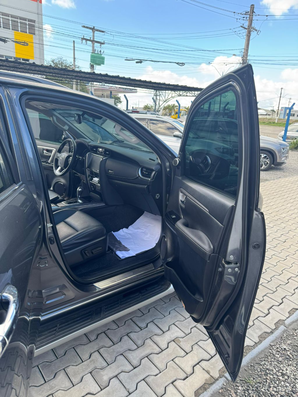Hilux SW4 SRX 4x4 2.8 TDI 16V Dies. Aut. — foto 12
